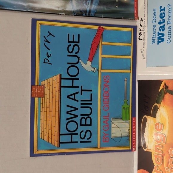 Scholastic Misc. Authors Children's Non Fiction Paperback Book Set of 5 Books - Picture 2 of 12